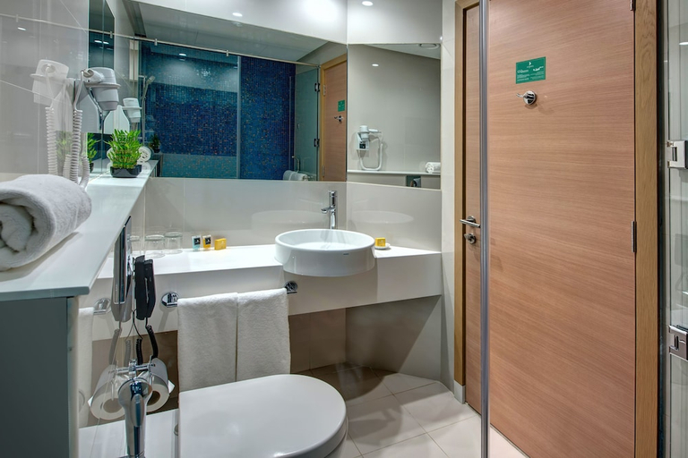 Bathroom 3, Al Khoory Inn, Dubai