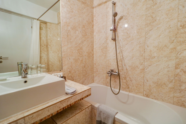 Bathroom 5, Palace Hotel Athens Riviera, Attica
