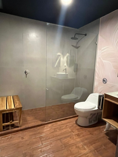Bathroom 5, DoubleTree by Hilton Guayaquil, Guayaquil