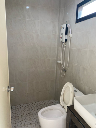 Bathroom 4, Irak Resort, Muang Prachuap Khiri Khan