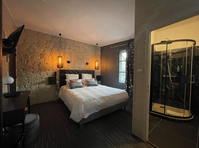 Bedroom 4, Hôtel Le Sakura, Isère