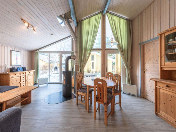 Others 5, Ferienhaus mit Sauna im Ferienpark Mirow, Mecklenburgische Seenplatte