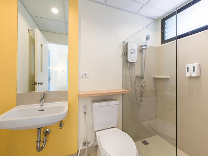 Bathroom, Hop Inn Chanthaburi, Muang Chanthaburi