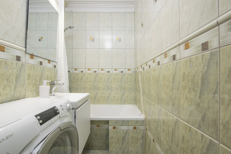 Bathroom 3, Apartamenty Sun & Snow Plac Nowy Targ, Środa Śląska