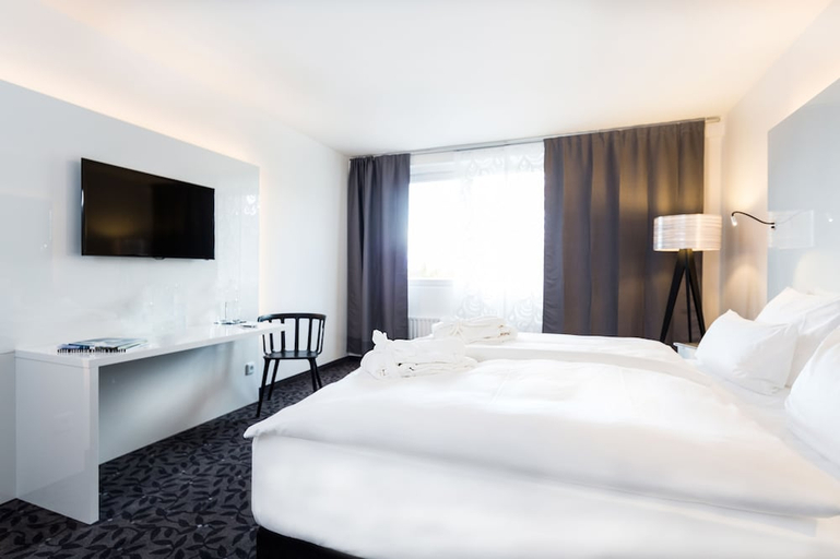 Bedroom 2, FourSide Plaza Hotel Trier, Trier