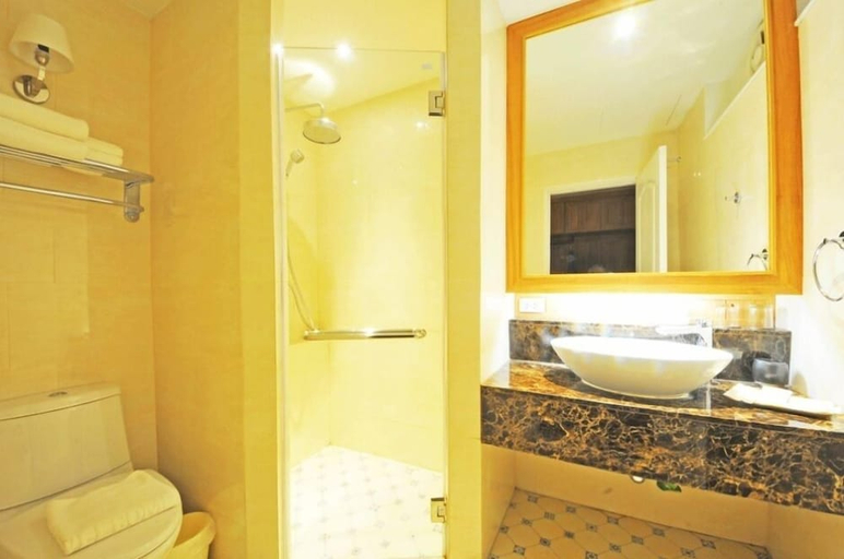 Bathroom, Doi Tung Lodge, Mae Fa Luang