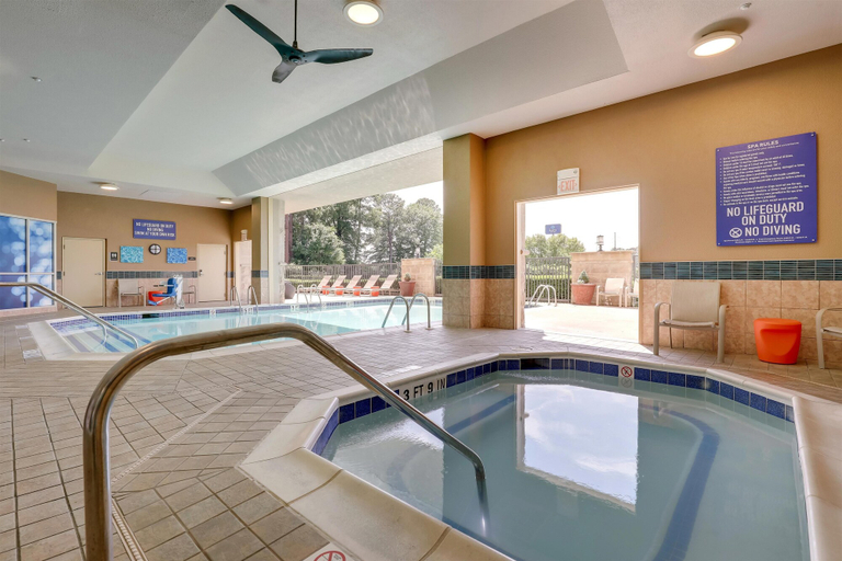 Sport & Beauty 2, Drury Inn & Suites Montgomery, Montgomery