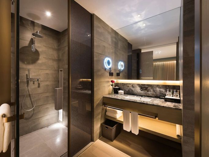 Bathroom 4, Novotel Shanghai Clover, Shanghai