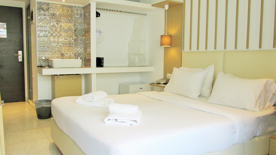 Bedroom 2, Elite Hotel, South Aegean