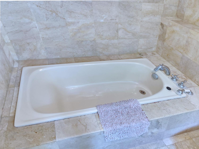 Bathroom 5, Villa Diana Bali 3 Bedrooms, Badung