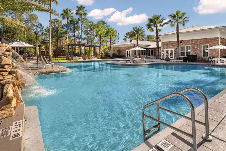 Pool 4, Landing Apartments Jacksonville - Southside, Duval