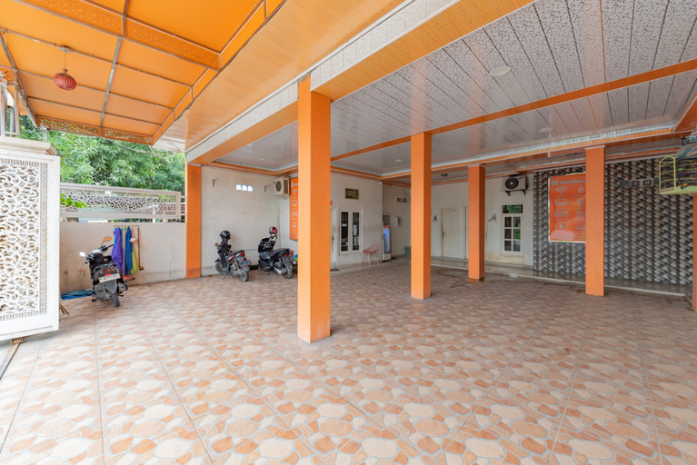 Others 5, Urbanview Hotel Rifal Home Tegal, Tegal