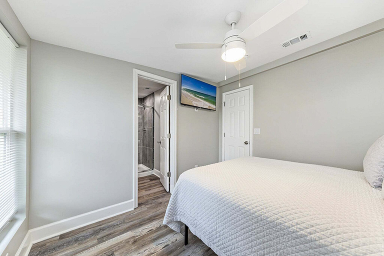 Room 2, Coastal Dreams 1308 5 Bedroom Home, Baldwin