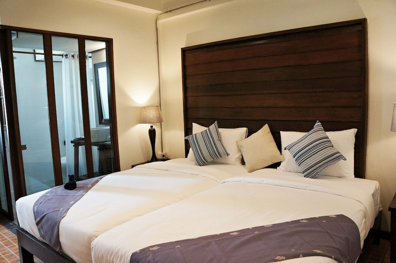 Bedroom 4, Kampaeng Ngam Hotel - Steps to Night Bazaar & Old City, Muang Chiang Mai