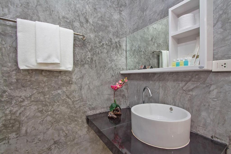 Bathroom 3, Maikhao Home Garden Bungalow, Pulau Phuket