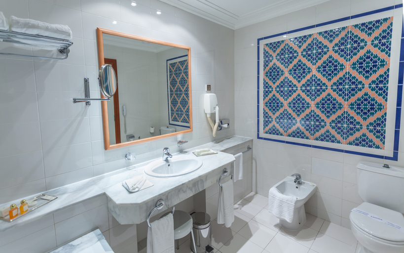 Bathroom 3, El Mouradi Hotel Africa Tunis, Bab Bhar