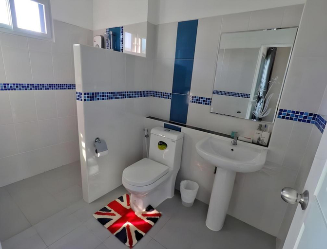 Bathroom 3, Tempo Plus Apartment Mae Sot, Mae Sot