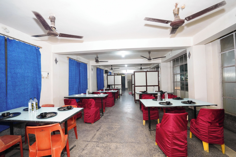 Restaurant 4, Hotel Nisa, Birbhum