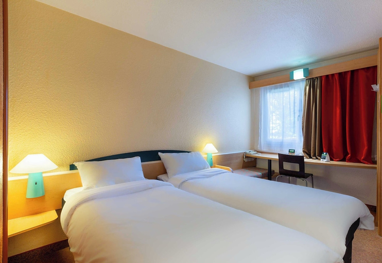 Bedroom 3, B&B HOTEL Blois Nord Vallee Maillard, Loir-et-Cher
