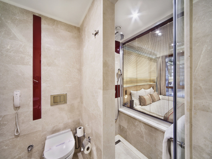 Bathroom 4, Grand Hotel de Pera, Beyoğlu