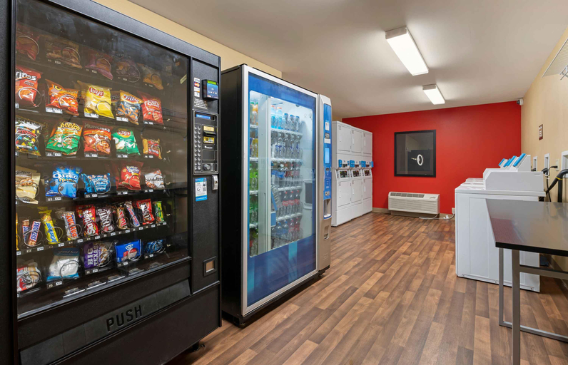 Food & Drinks 5, Extended Stay America - Indianapolis - Castleton, Marion