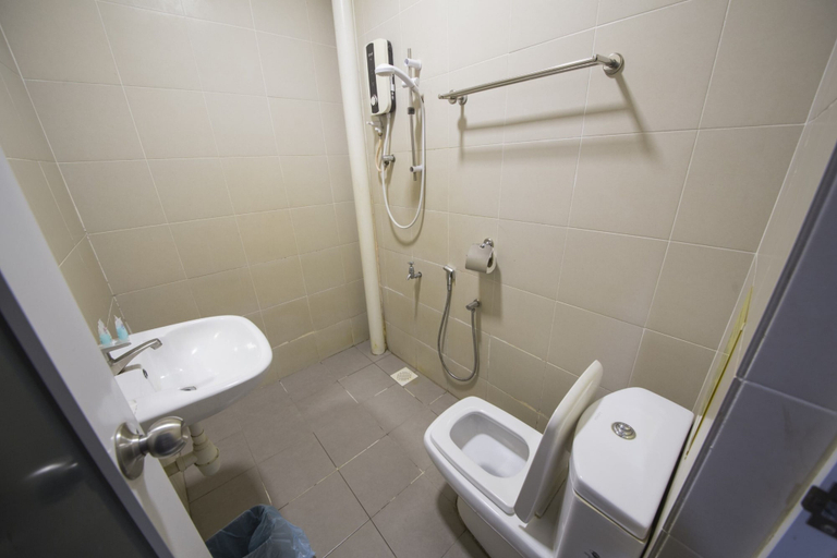 Bathroom 4, Elite Hotel Muar, Muar