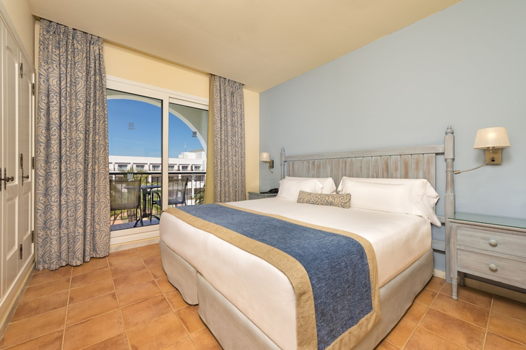 Bedroom 2, Fuerte Conil Resort, Cádiz