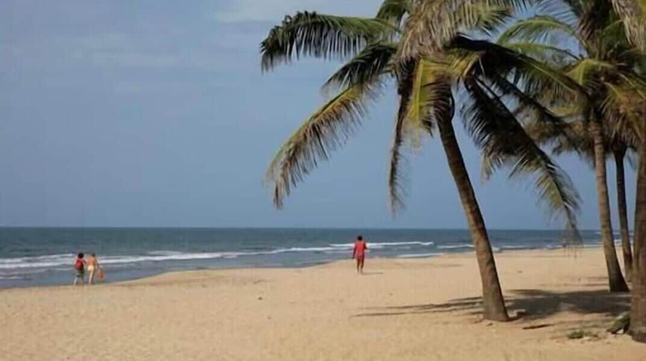 Outdoor dining, Sand Beach Holiday Resort, Kanifing