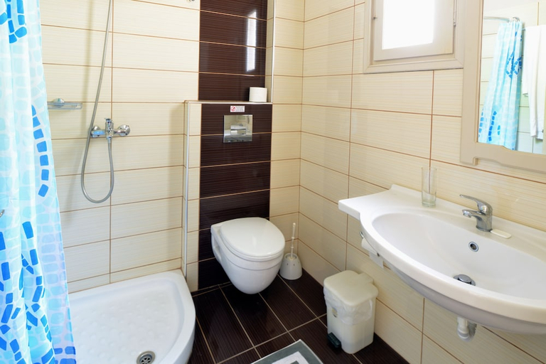 Bathroom 3, Panorama Hotel, North Aegean