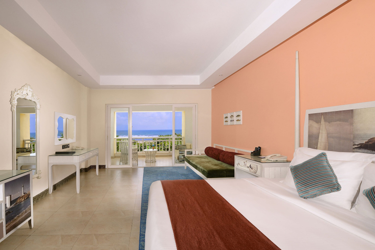 Bedroom 3, MAYFAIR Waves, Puri