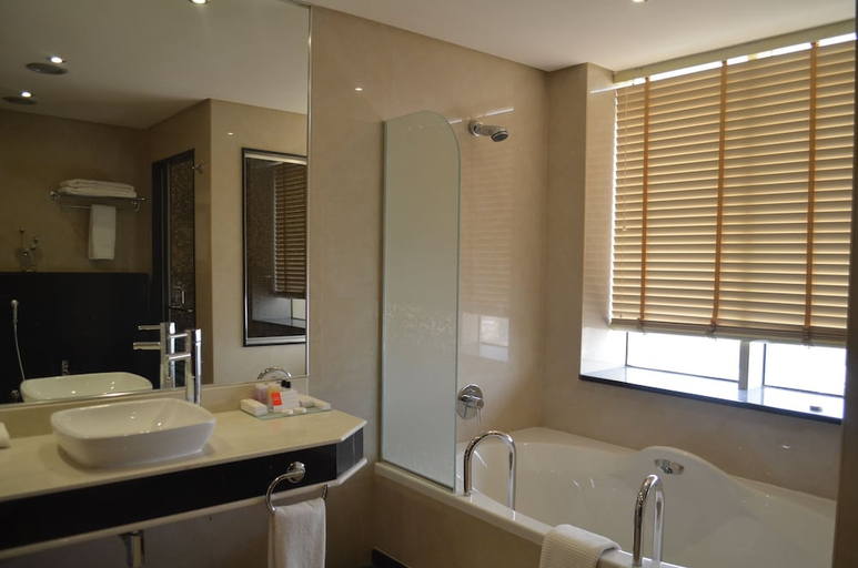 Bathroom 3, EASTYARD Khobar – Hotel, Al Khobar