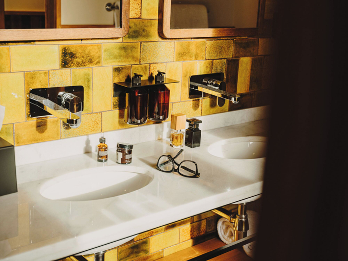 Bathroom 3, Hotel Casa Luz, Barcelona