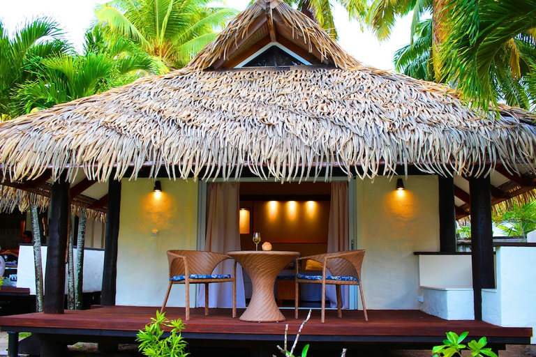 Food & Drinks 4, Tamanu Beach, Aitutaki