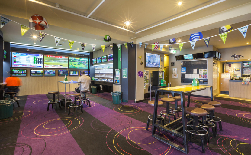 Others 5, Glengala Hotel, Melbourne