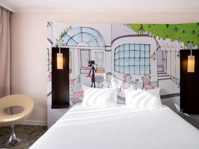Bedroom 2, ibis Styles Evry Cathédrale, Essonne
