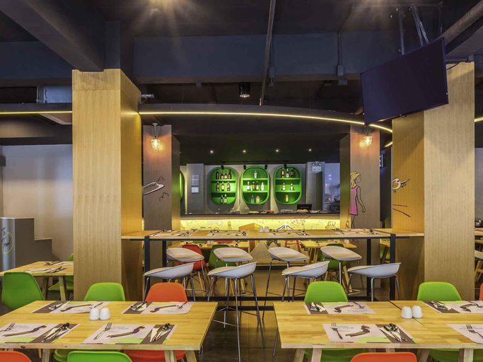 Food & Drinks 5, ibis Styles Bangkok Sukhumvit 50, Khlong Toey