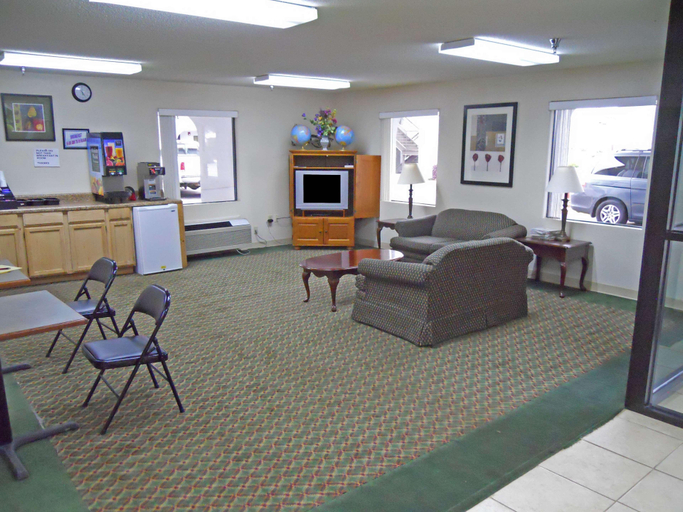 Public Area 5, Country Hearth Inn And Suites Dawson, Terrell
