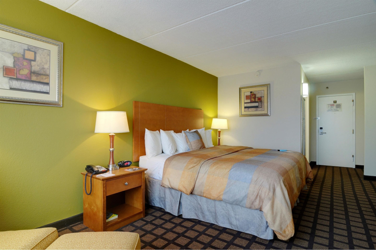 Bedroom 4, Best Western Plus Chicago Hillside, Cook