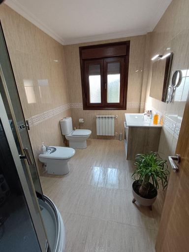 Bathroom 5, OASIS INN PEDORNES, Pontevedra