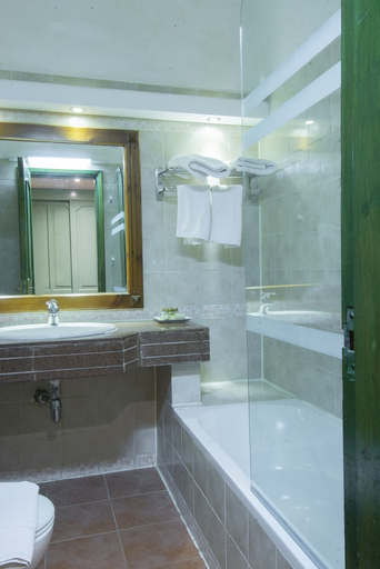 Bathroom 4, Shams Alam Beach Resort - All inclusive, Marsa 'Alam