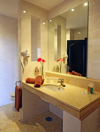 Bathroom 4, LABRANDA Hotel Golden Beach - Adults Only, Las Palmas