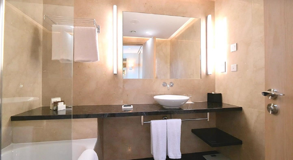 Bathroom 4, Sunrise Pearl Hotel and Spa