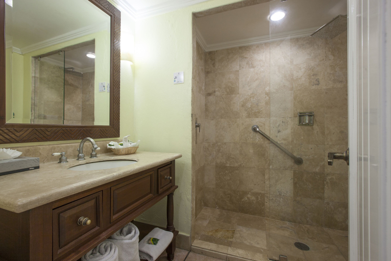 Bathroom 4, Royal Villas Resort, Mazatlán