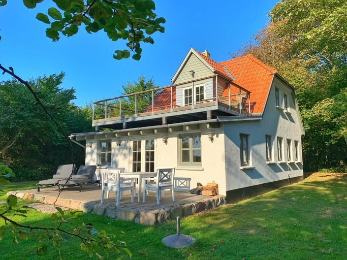 Outdoor dining 4, Vejrø Resort, Lolland