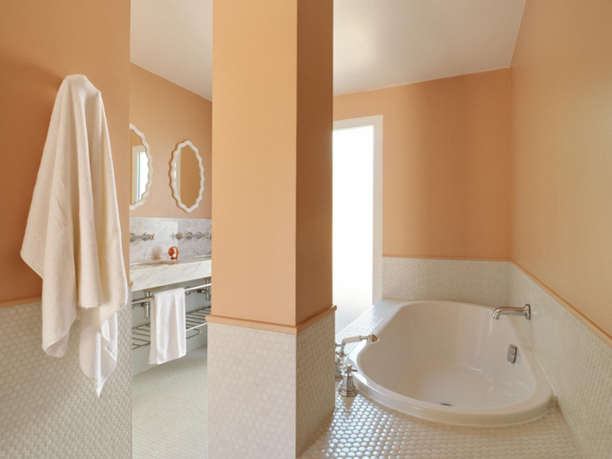 Bathroom 4, Tartane Saint Tropez, Var