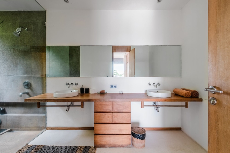 Bathroom 4, Jimbaran Balangan BeachFront Villa Nakar, Badung