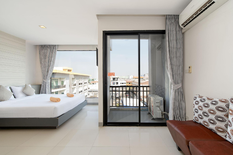 Others 3, Leenova Hotel, Prawet