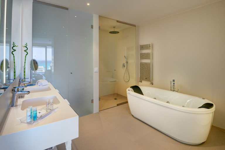 Bathroom 4, Hipotels Playa de Palma Palace, Baleares