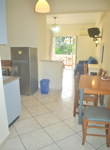 Food & Drinks, Holiday House Letta very quiet location Agios Gordios Beach, Ionian Islands