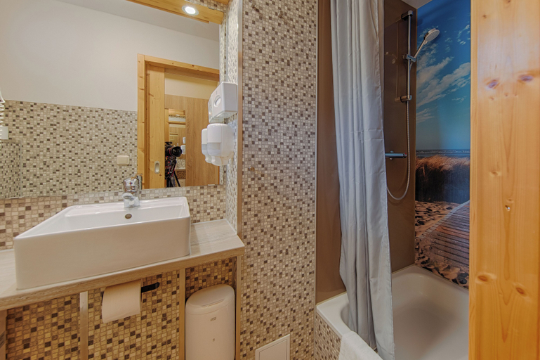 Bathroom 3, Hotel Schwedenhaus Wismar, Nordwestmecklenburg